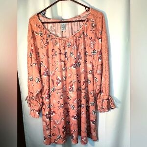 Catherines 3X Floral Tunic Top Pink Round Neck Lace Cinched Sleeves Spring